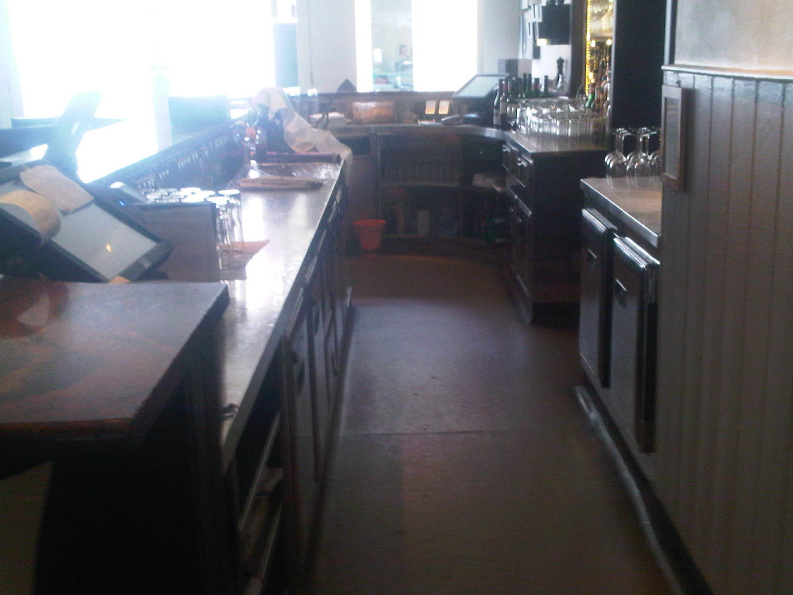 Fredericks-Bar-And-Restaurant