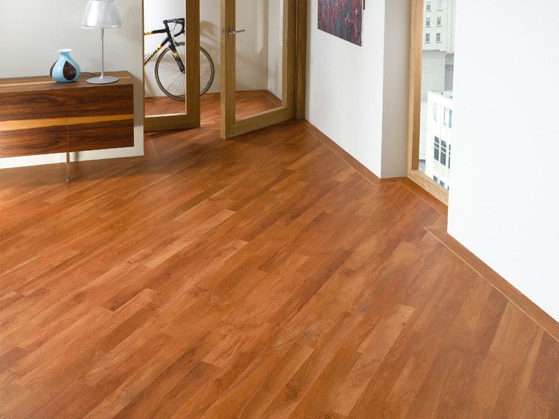 Karndean - Knight Tile Wood Flooring - KP69 Larne Oak, Luxury Vinyl Tile (LVT) Flooring, Porcelain Tile Flooring