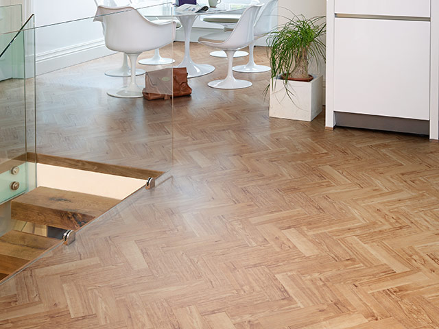 Polyflor Creative Edge - Nut Tree - News - Vinyl Flooring