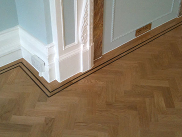 Traditional-Oak-Wood-Block-Floor