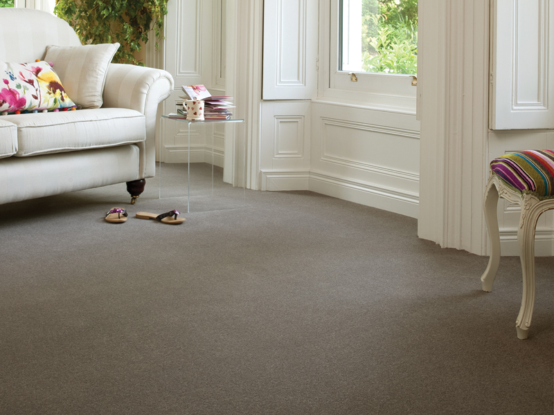 Ulster Carpets Grange Wilton - Lowry With Flop Flops - News - Carpet