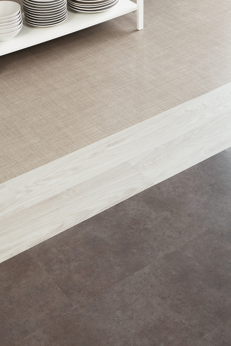 Amtico White Oak Wood Flooring Residential Flooring - Amtico Flooring - Vinyl Flooring - Wood Flooring