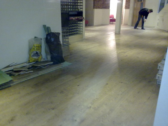 Amtico Floor Central Hall 03