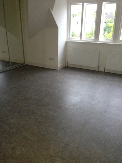 bedroom and bathroom smooth floor 02