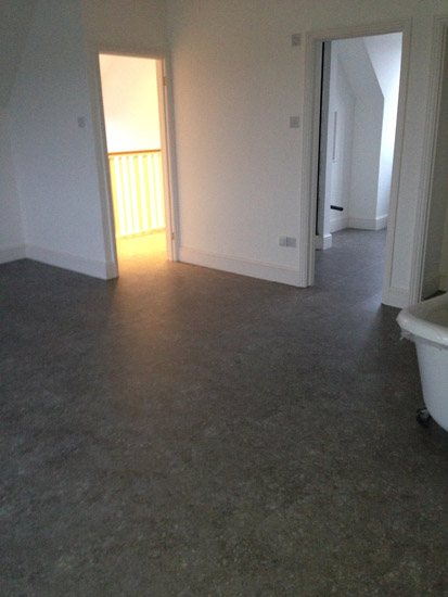 bedroom and bathroom smooth floor 04