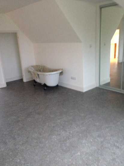 bedroom and bathroom smooth floor 08