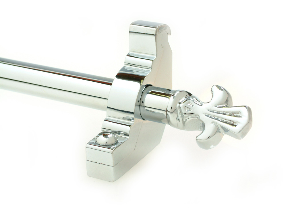 bordeaux_plain_chrome