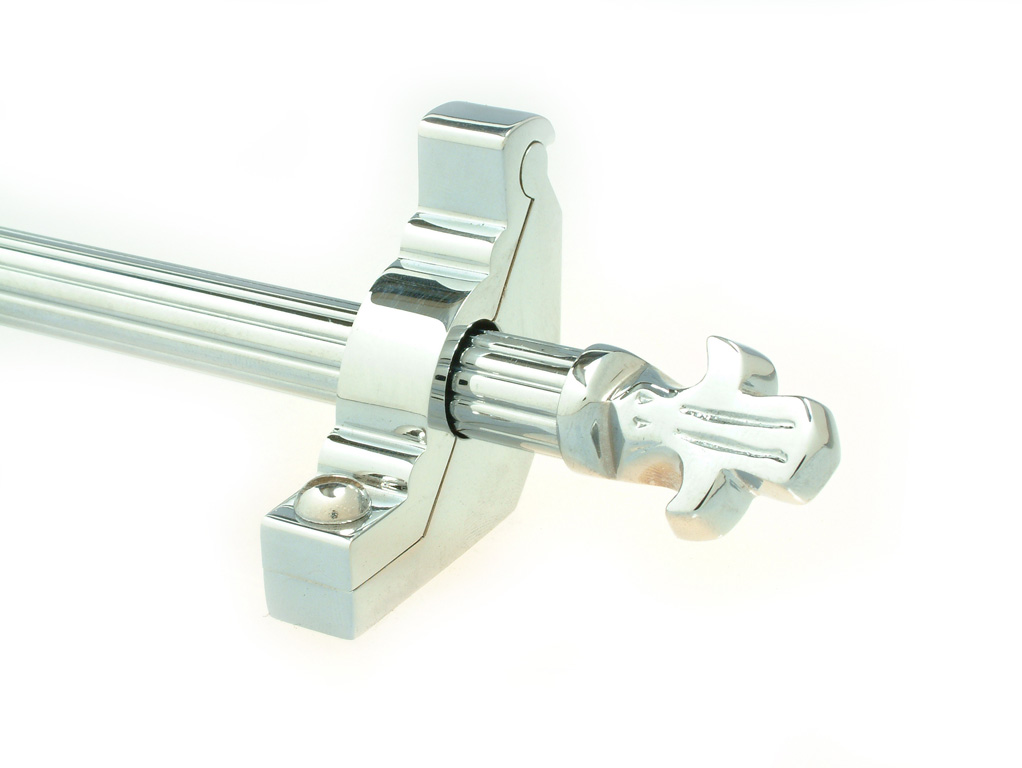 bordeaux_reeded_chrome