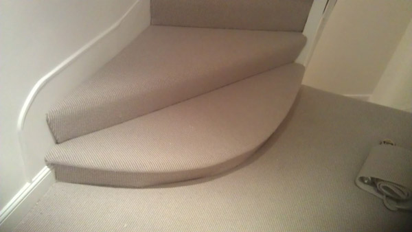 gray stair carpet 01