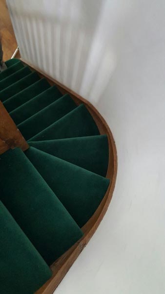 portfolio carpets green stairs 02