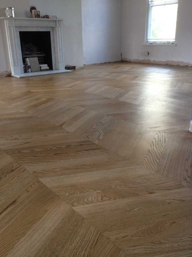 portfolio sanding and sealing mid-range oak herringbone 01