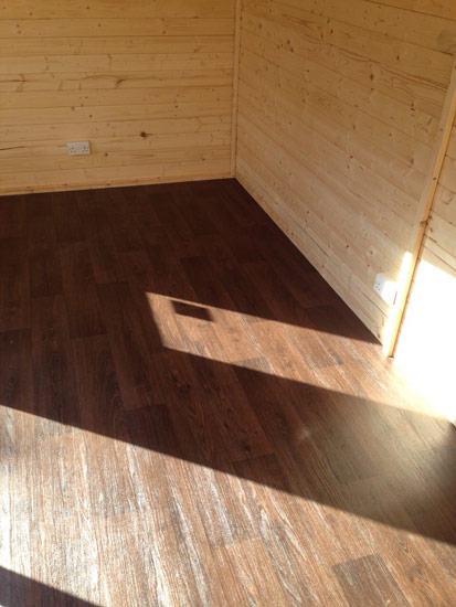 portfolio smooth floors amtico small room 01