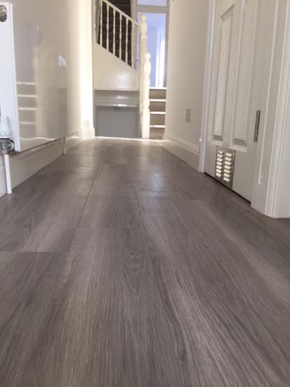 portfolio smooth floors grey amtico flat and stairs 02