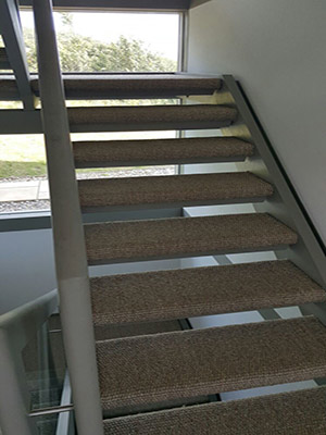 CARPET INSTALLATION 05